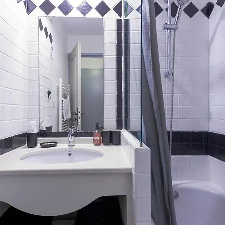 Cosy Francia - Terrasse, Piscine, Parking, Clim Daire Cannes